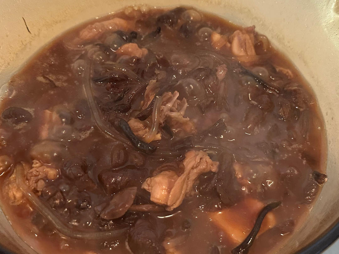 小鸡炖蘑菇