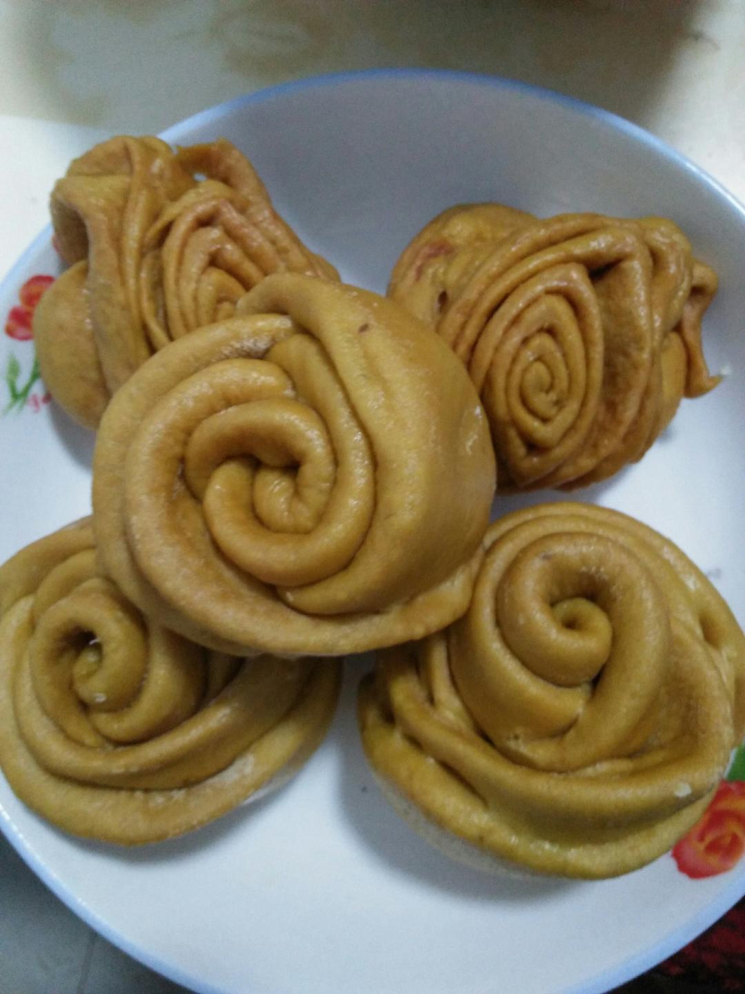 手机用户6127_m6x4做的甜菜根红玫瑰馒头