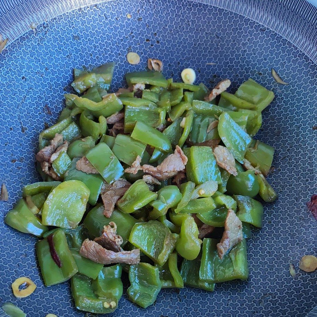 青椒炒牛肉