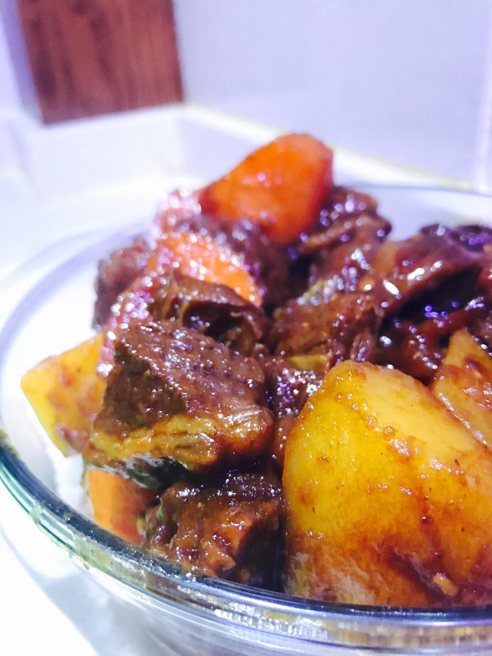 一个话唠包教包会的香浓红烩牛腩