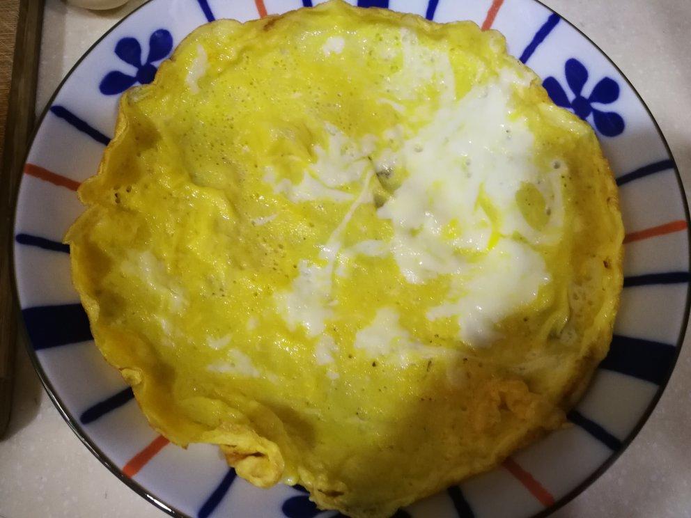 腊肠蛋包饭