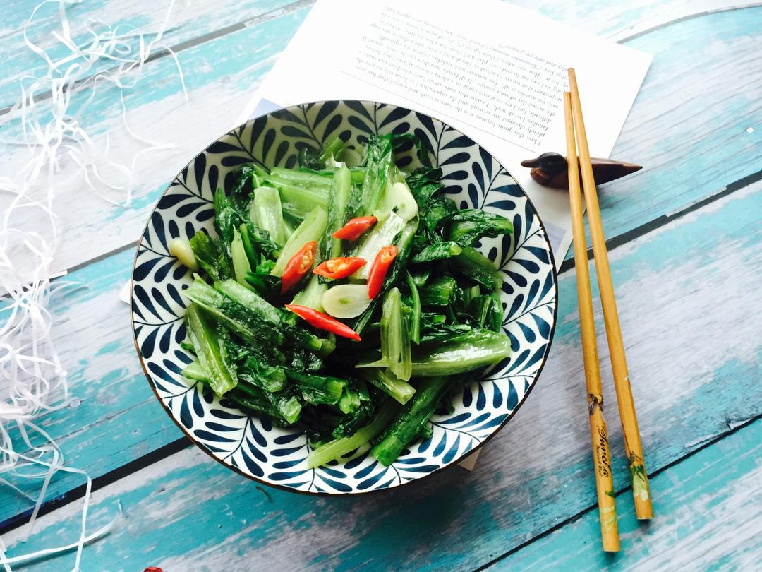 清炒油麦菜的做法