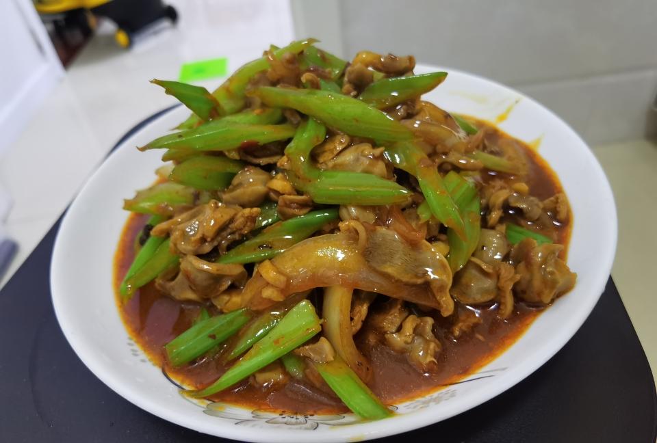 炒鸡胗的做法