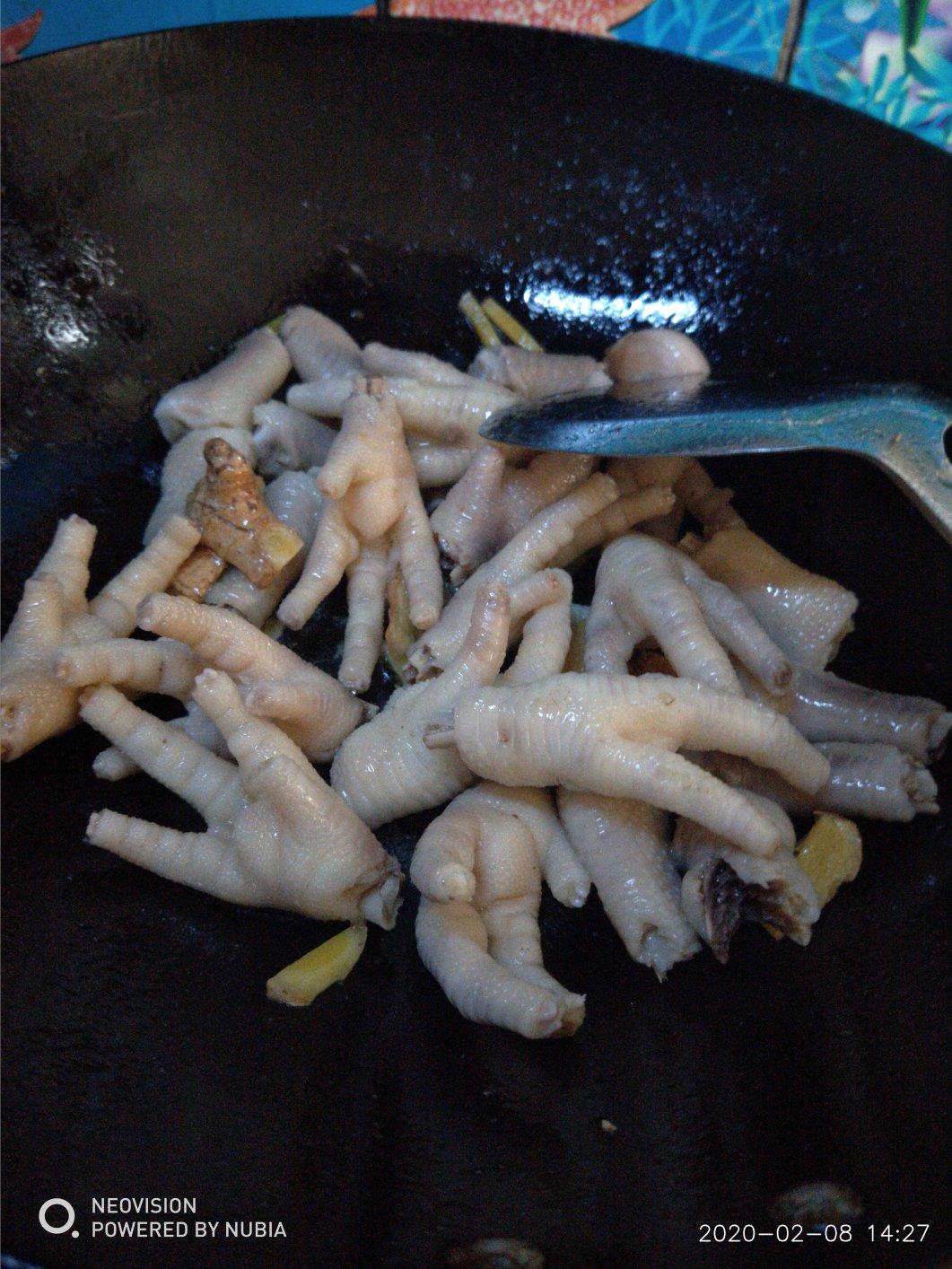 “销魂”卤鸡爪