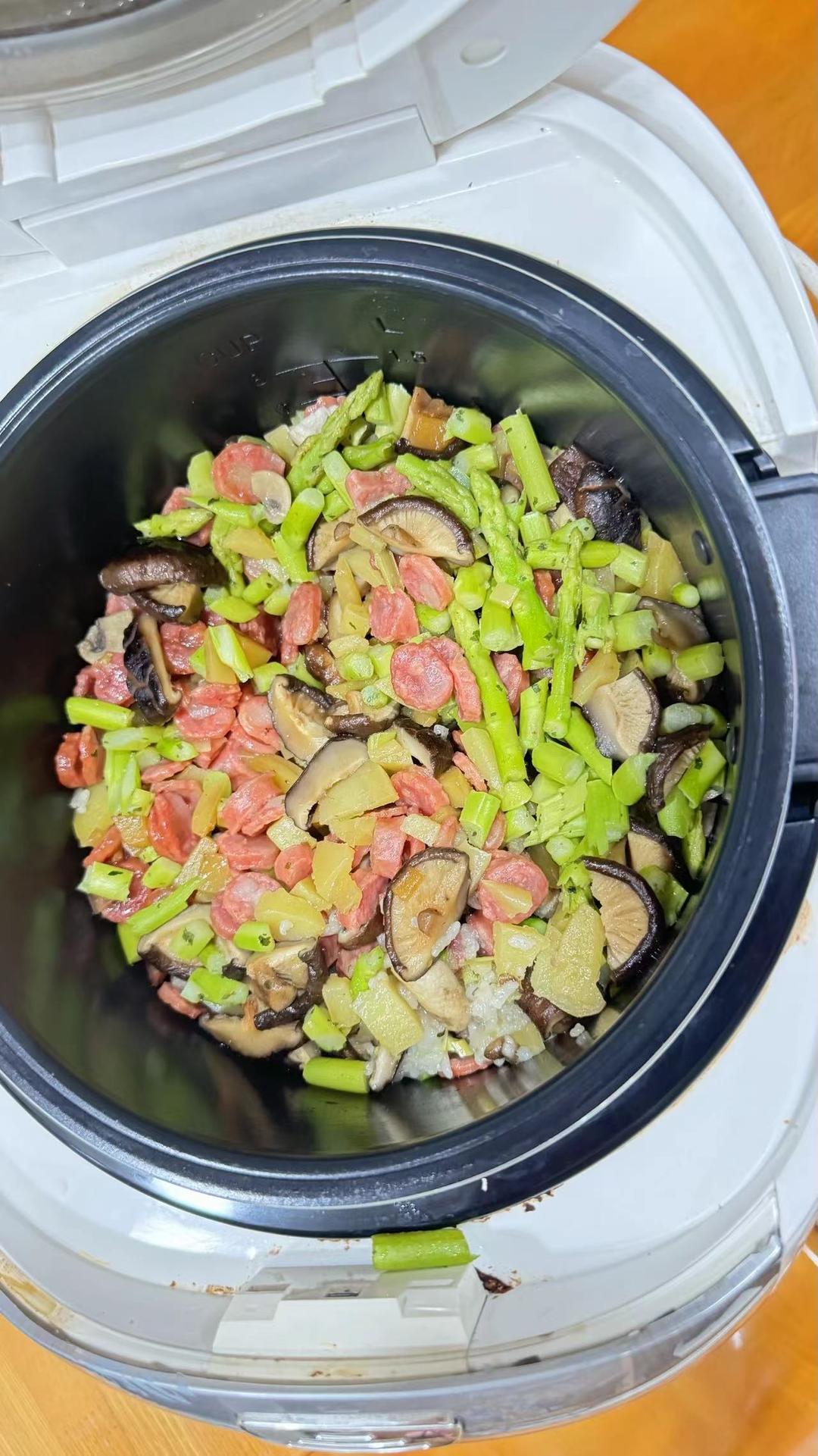 香绝了❗❗吃了还想吃的土豆腊肠焖饭❗❗