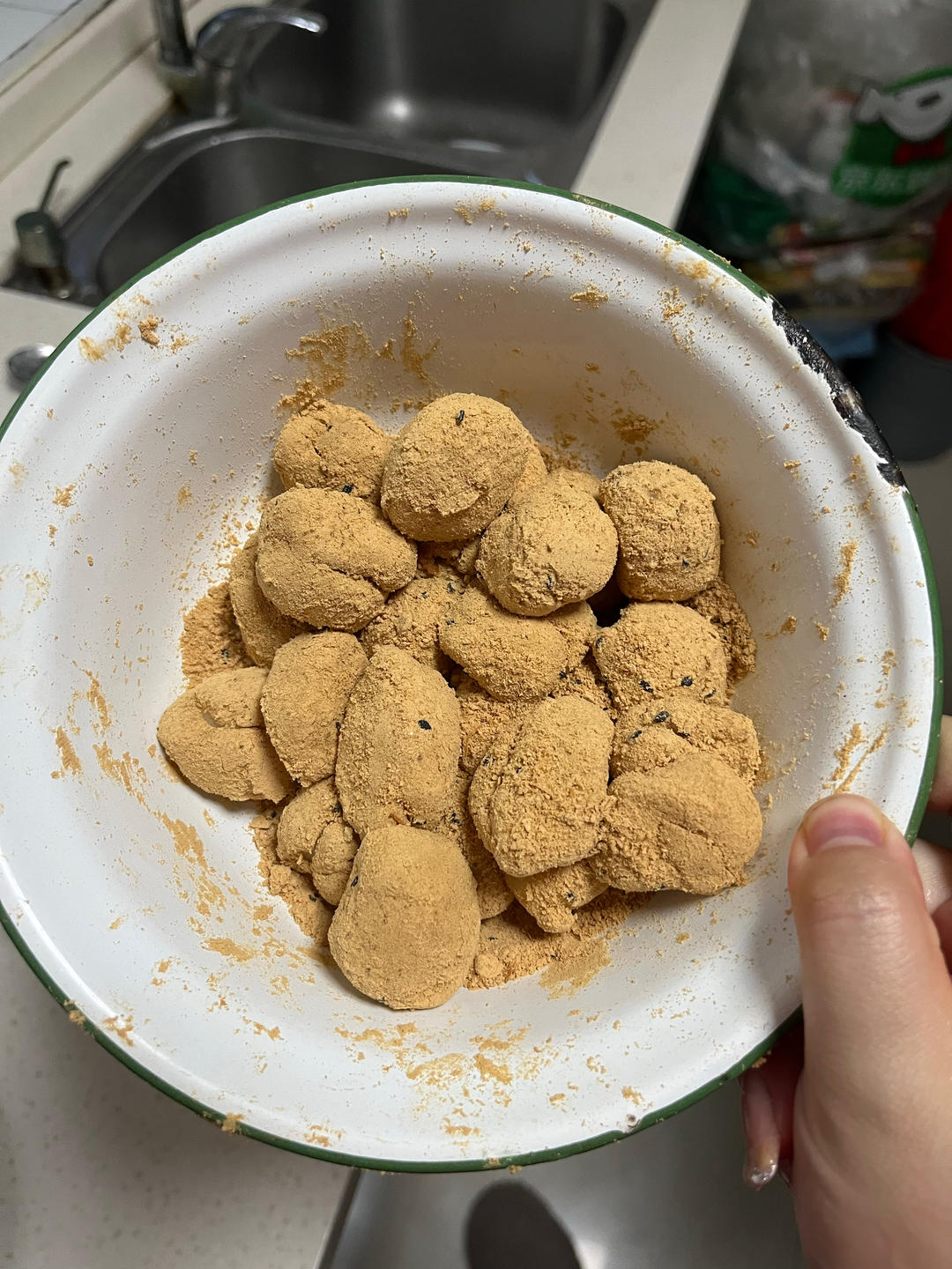 黄豆粉糯米凉糕（糍粑，年糕）粘粘糯糯超好吃，一口一个糯叽叽休闲零食