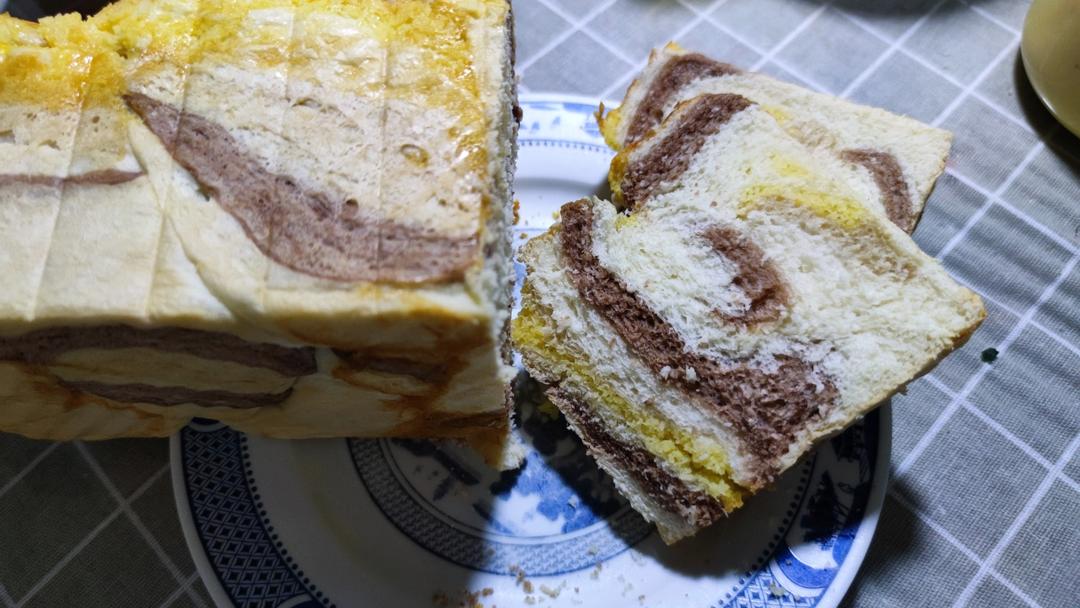 生椰拿铁吐司