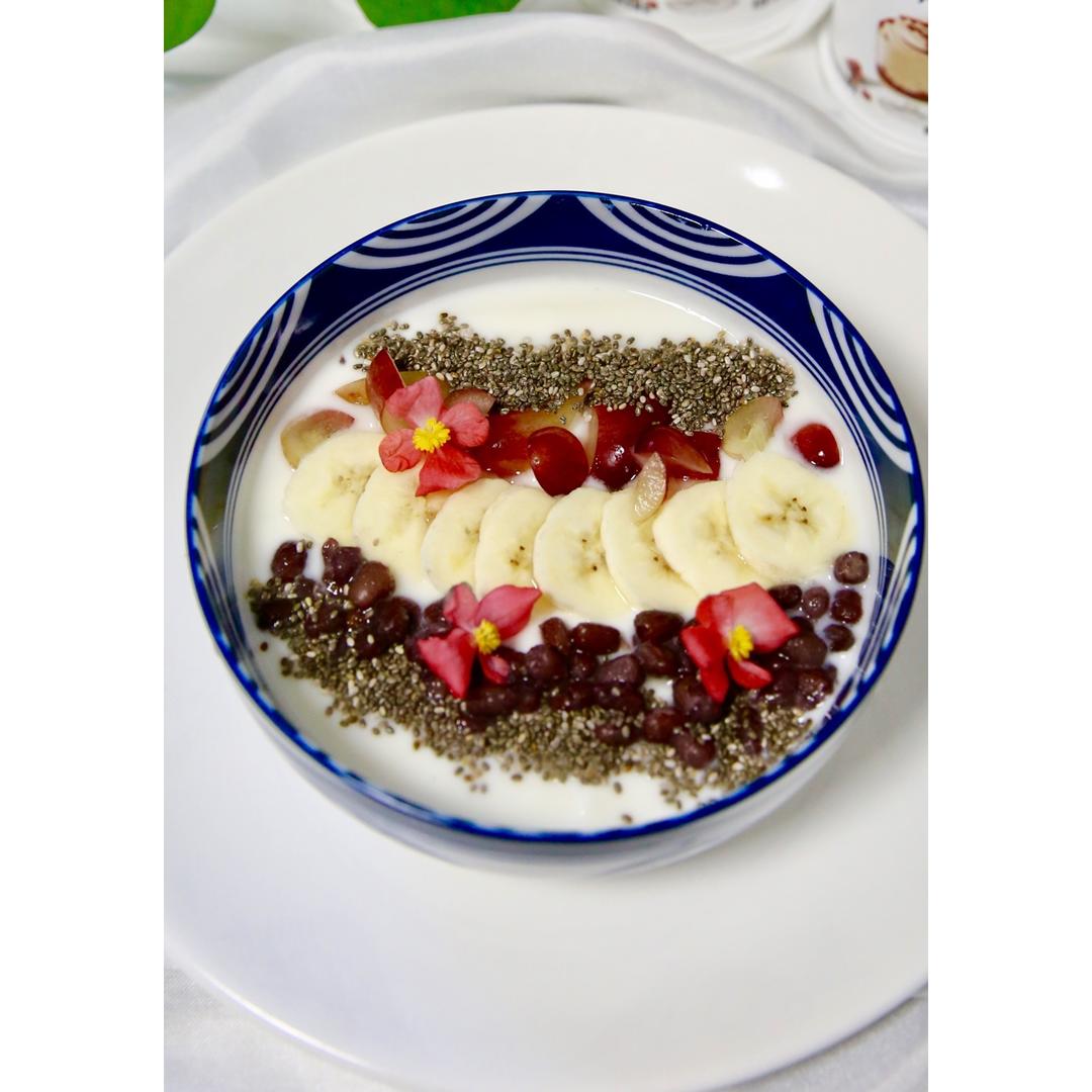 温暖向阳sunny做的缤纷水果燕麦粥