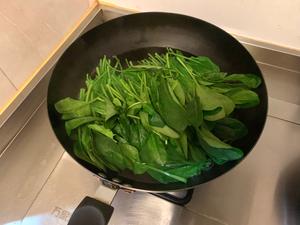 清炒菠菜的做法 步骤2