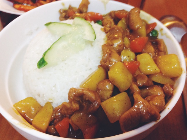 咖喱鸡肉饭