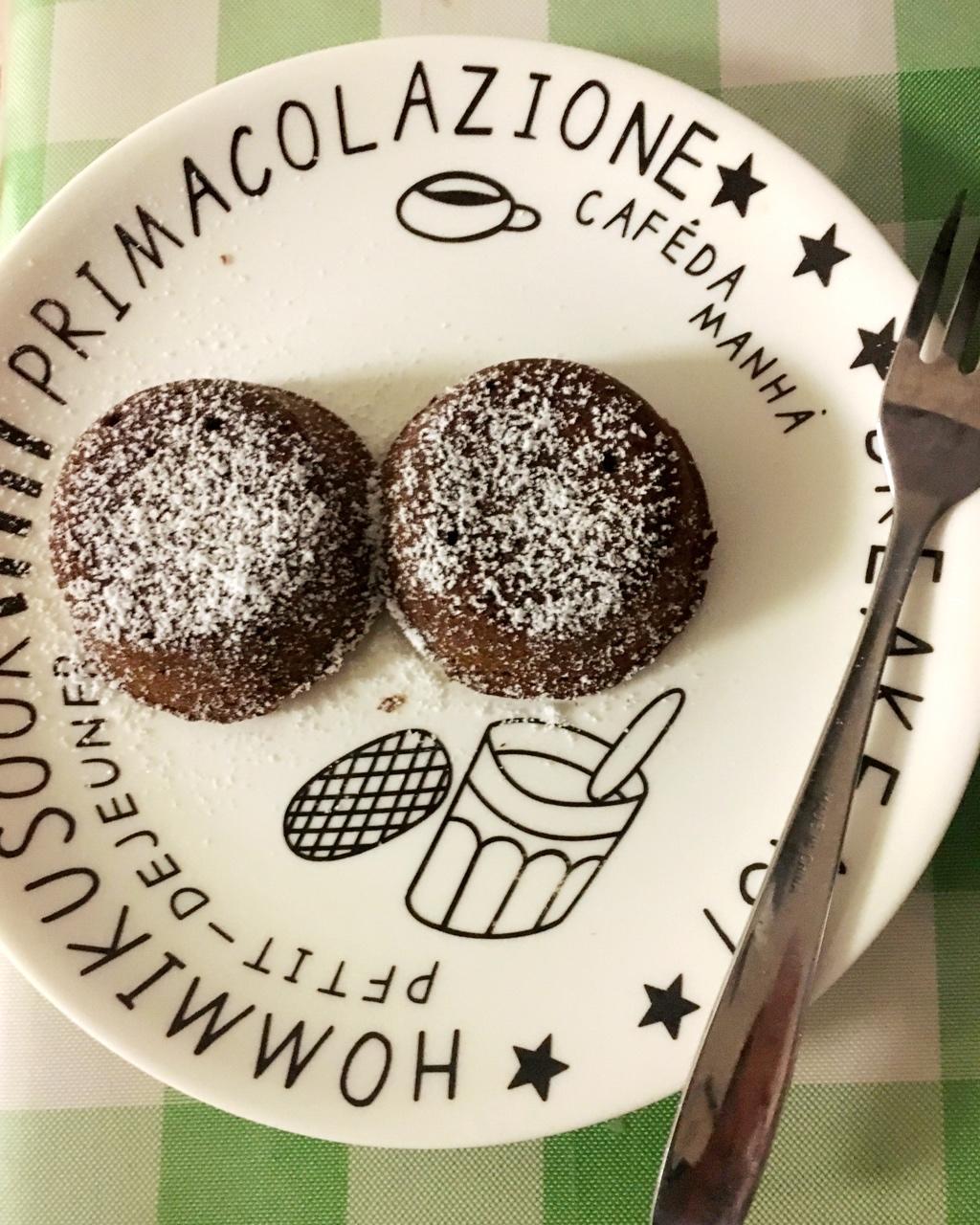 给妹子群的巧克力熔岩蛋糕