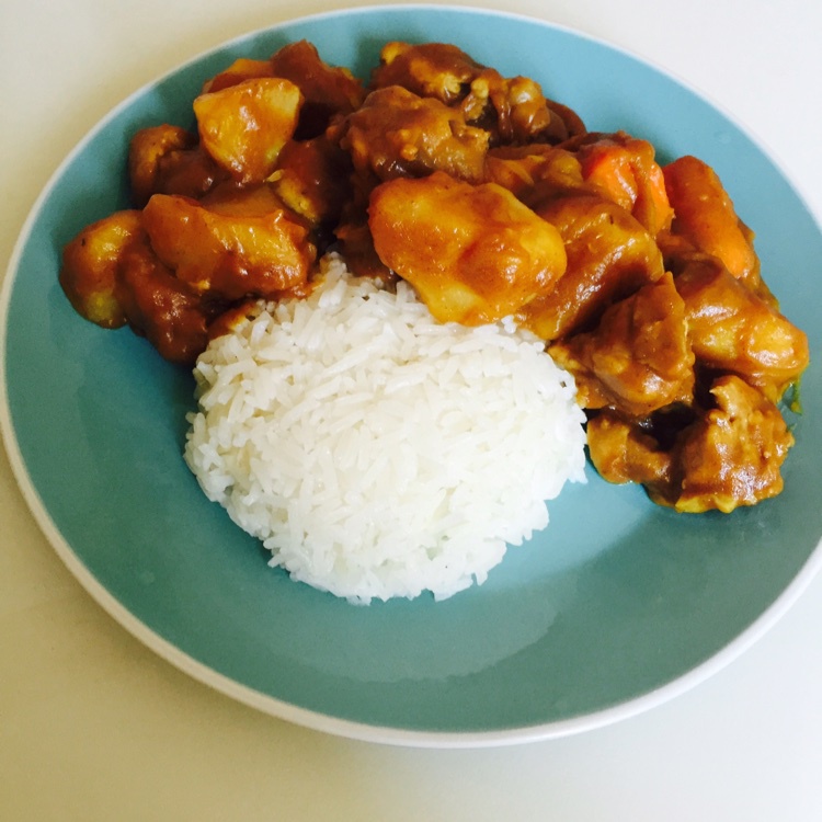 咖喱鸡块饭