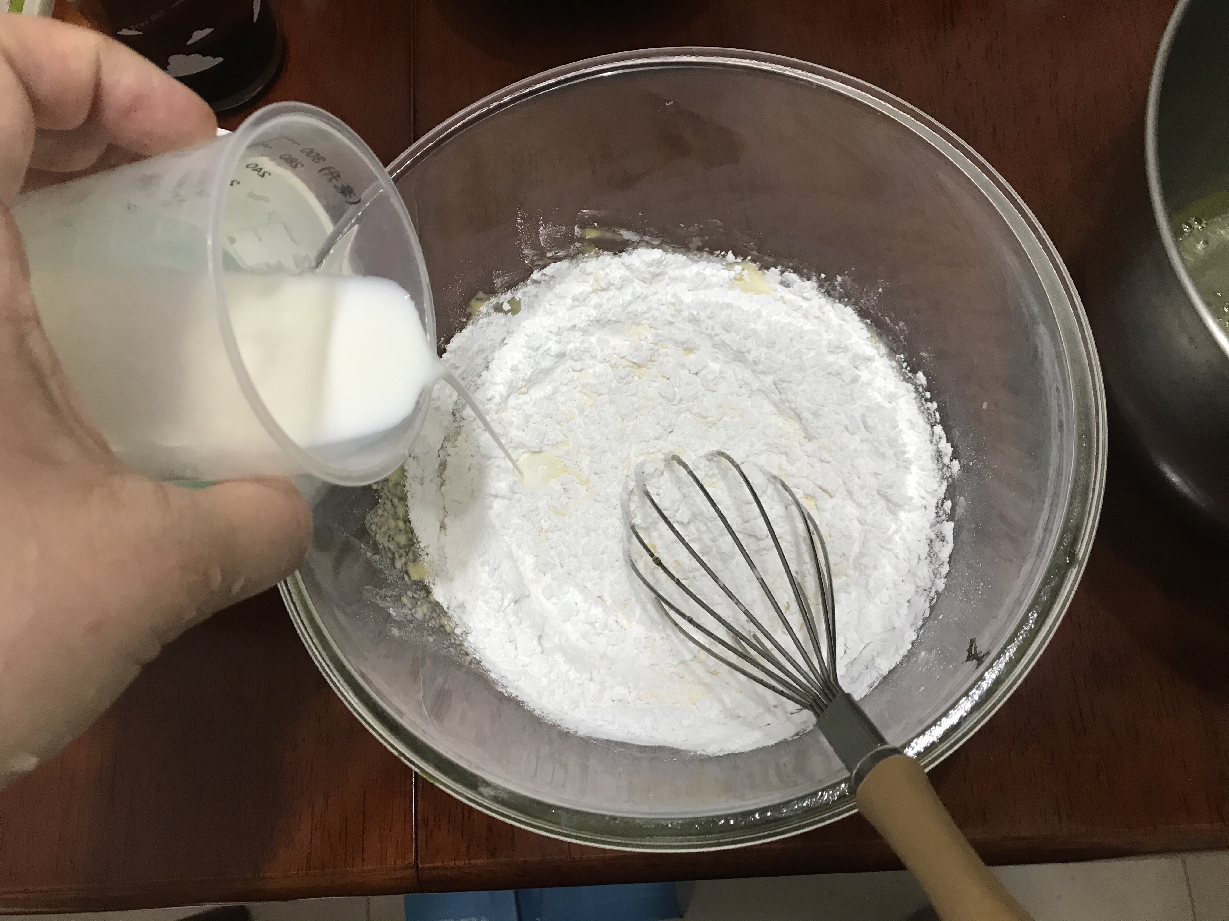 六寸低糖低脂粘米粉蛋糕美的10升烤箱的做法 步骤5