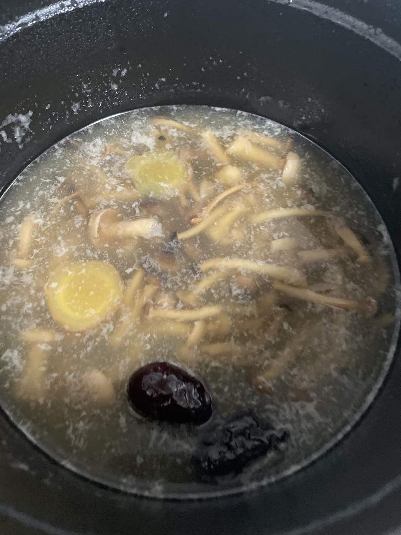 鲜到起飞的菌菇汤！不好喝不要钱！