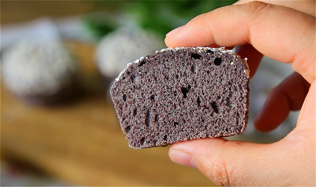 黑米燕麦杯子蛋糕的做法