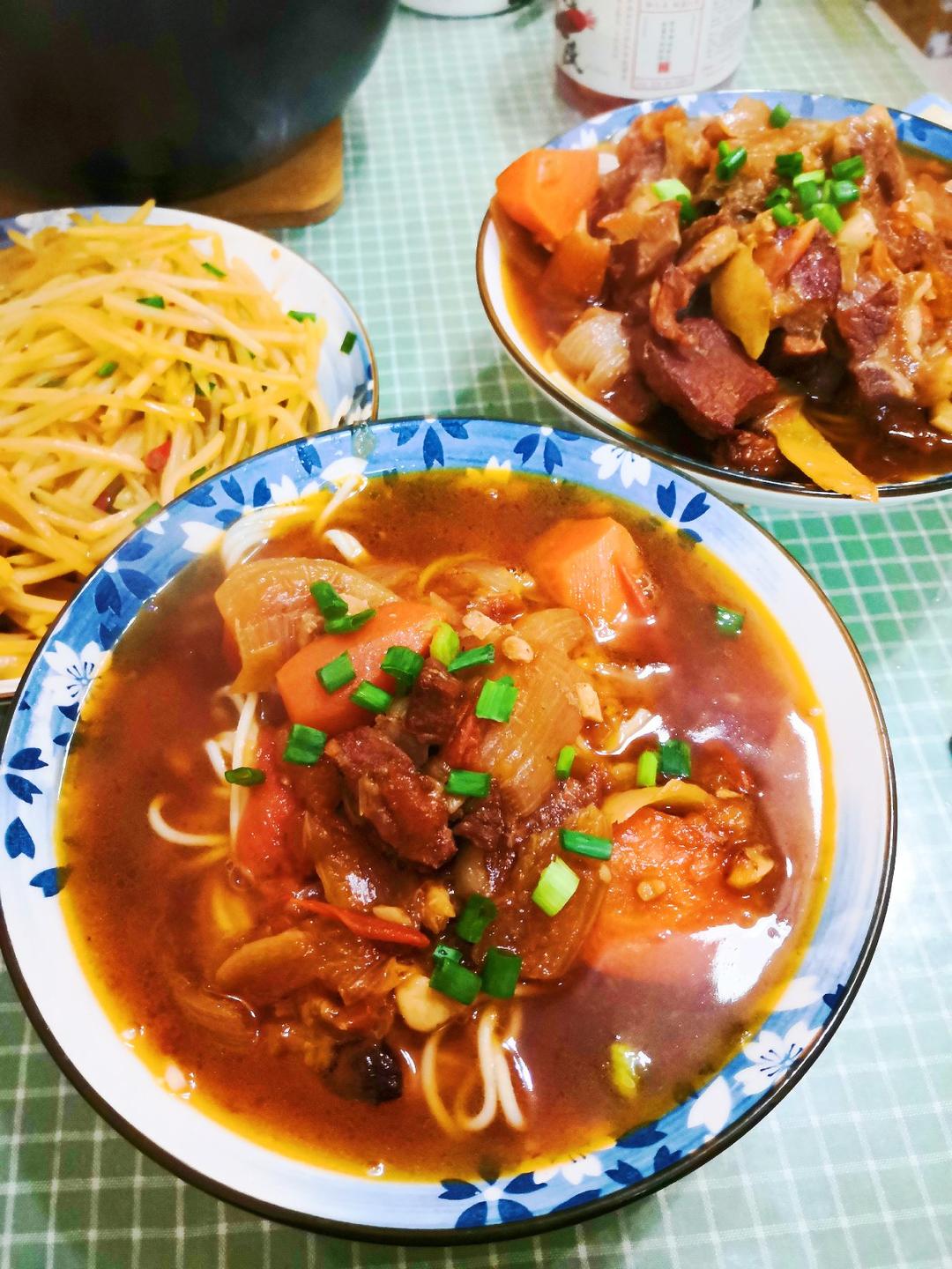 番茄土豆炖牛腩
