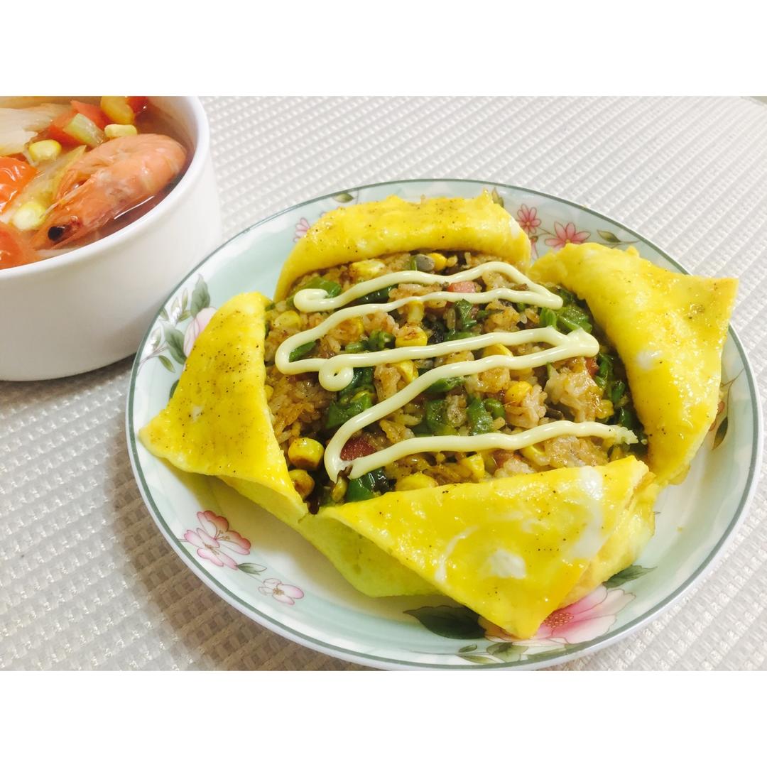 腊肠蛋包饭