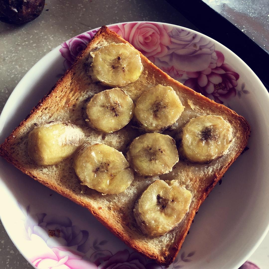 香蕉烤吐司