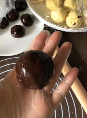 巧克力椰蓉月饼的做法 步骤21
