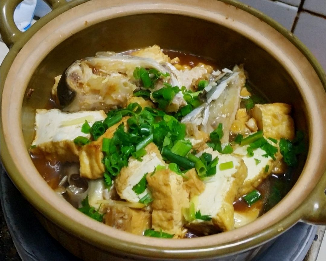 豆腐鱼头煲的做法