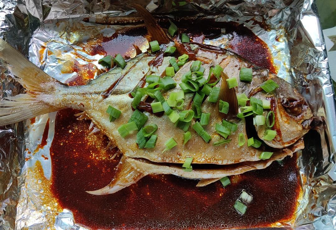 红烧鱼/糖醋鱼(黄鳝，带鱼，墨鱼，扁鱼，鲳鱼)（品味江南），糖醋带鱼（一日三餐），红烧划水(红烧鱼尾)，整条鱼怎么放，馋嘴鱼开店配方，醉鱼，大盘鱼