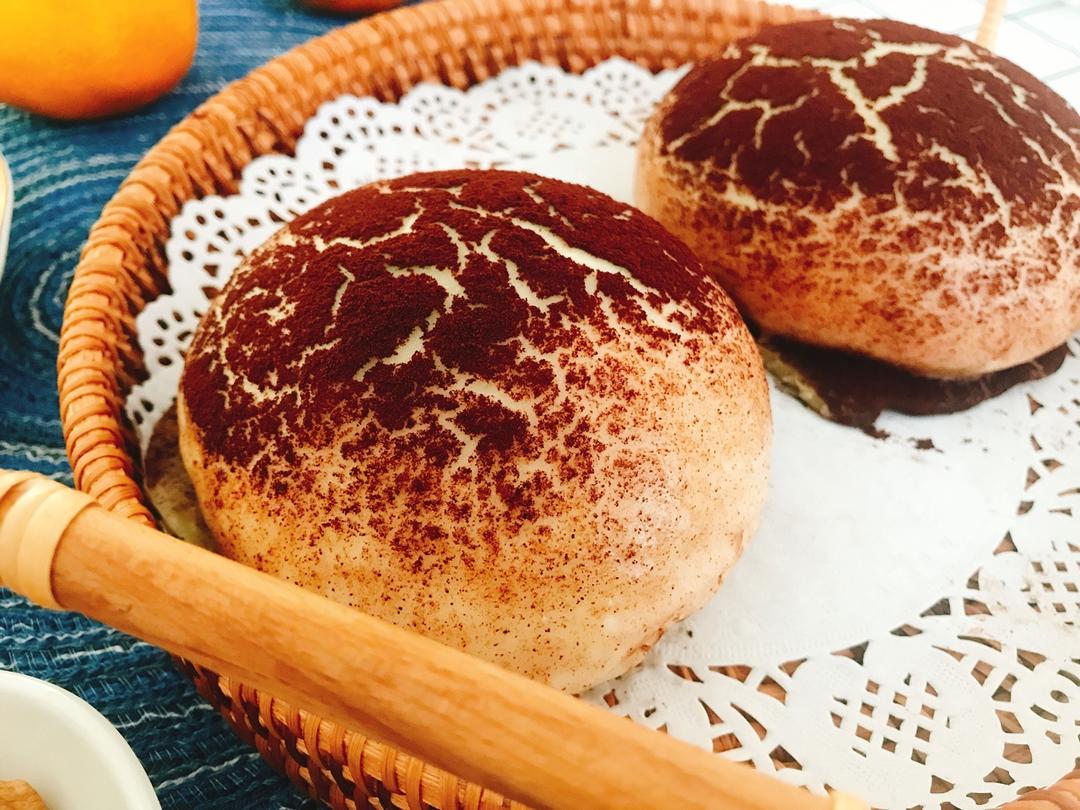 烘焙店每天售罄的蘑菇包，3个都不够吃，掌握这个步骤绝对成功