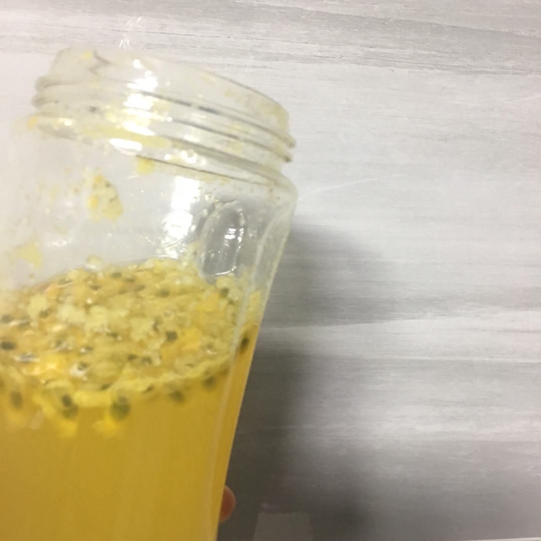 【小森妈妈菜谱】百香果蜂蜜苏打水