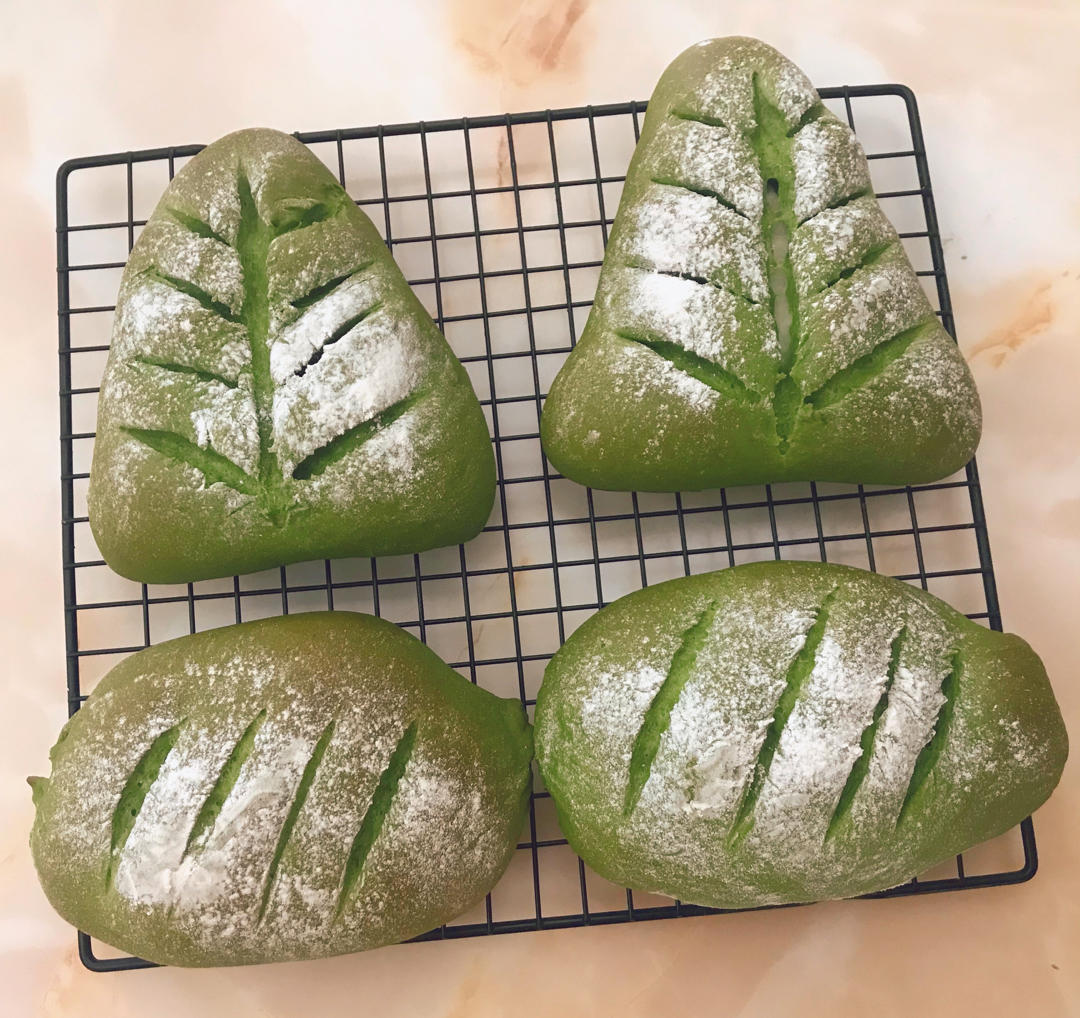 馅料超多超满足的抹茶麻薯软欧包