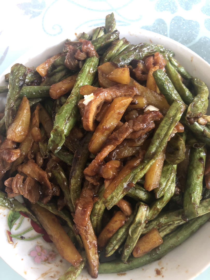 过油肉烧豆角