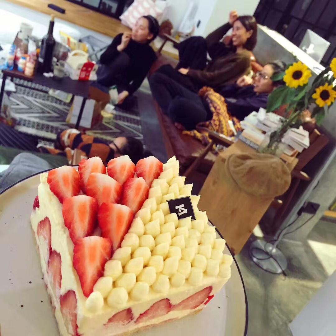 Fraisier Strawberry Cake 法式芙蕾杰草莓蛋糕