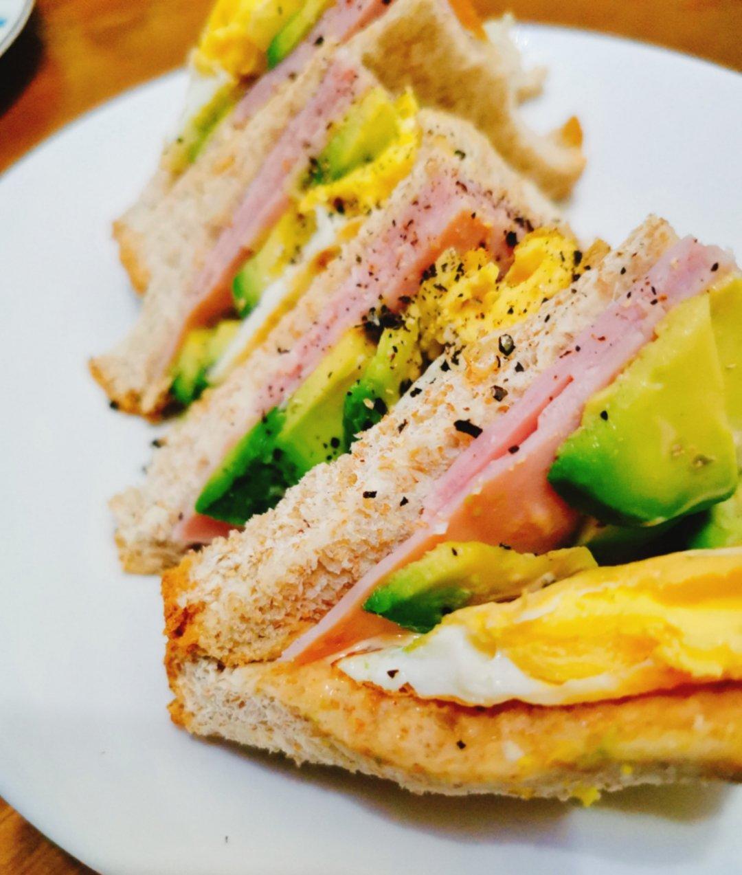 牛油果早餐三明治 Avocado Breakfast Toasted Sandwich