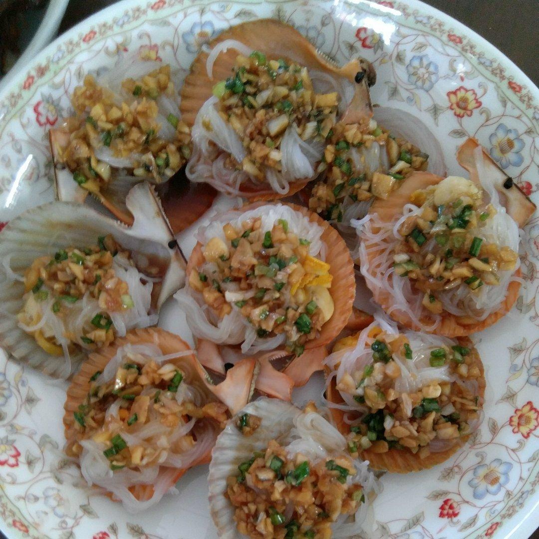 蒜蓉粉丝蒸扇贝