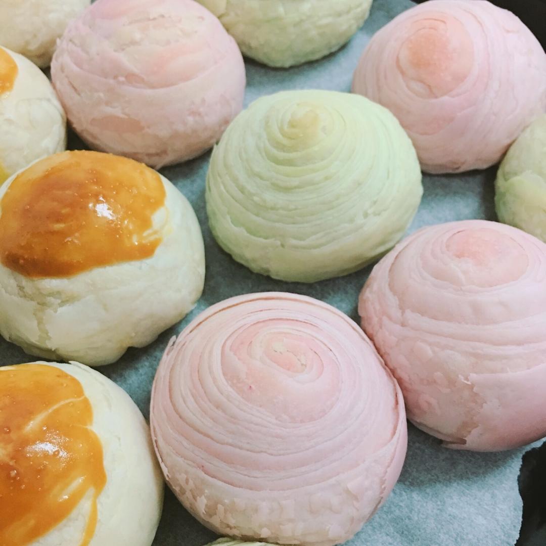 蛋黄酥~紫薯、抹茶、原味~花好月圆，中秋快乐~内附一次做六色蛋黄酥方法~