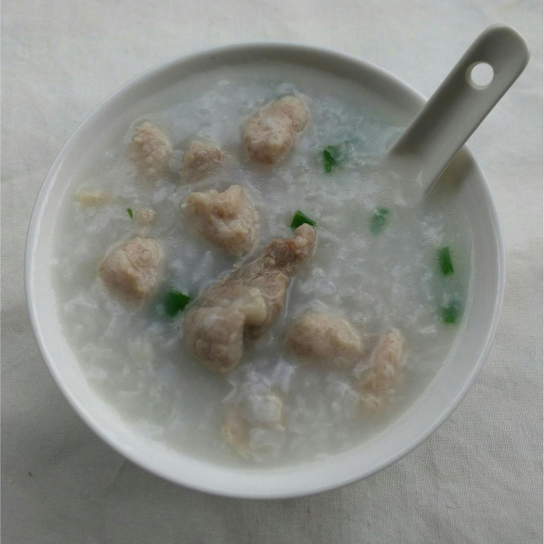 白萝卜丝煲粥
