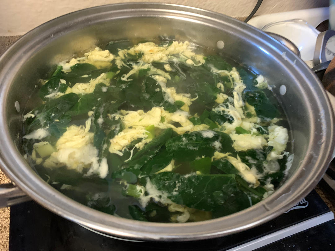 菠菜鸡蛋汤