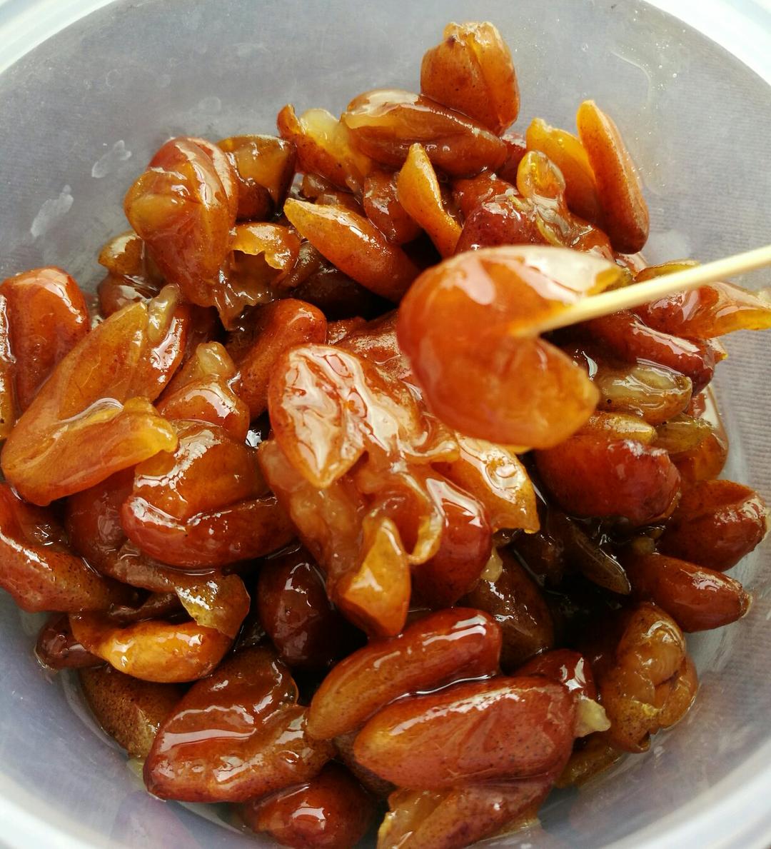 快乐的女王是我做的糖渍黄皮