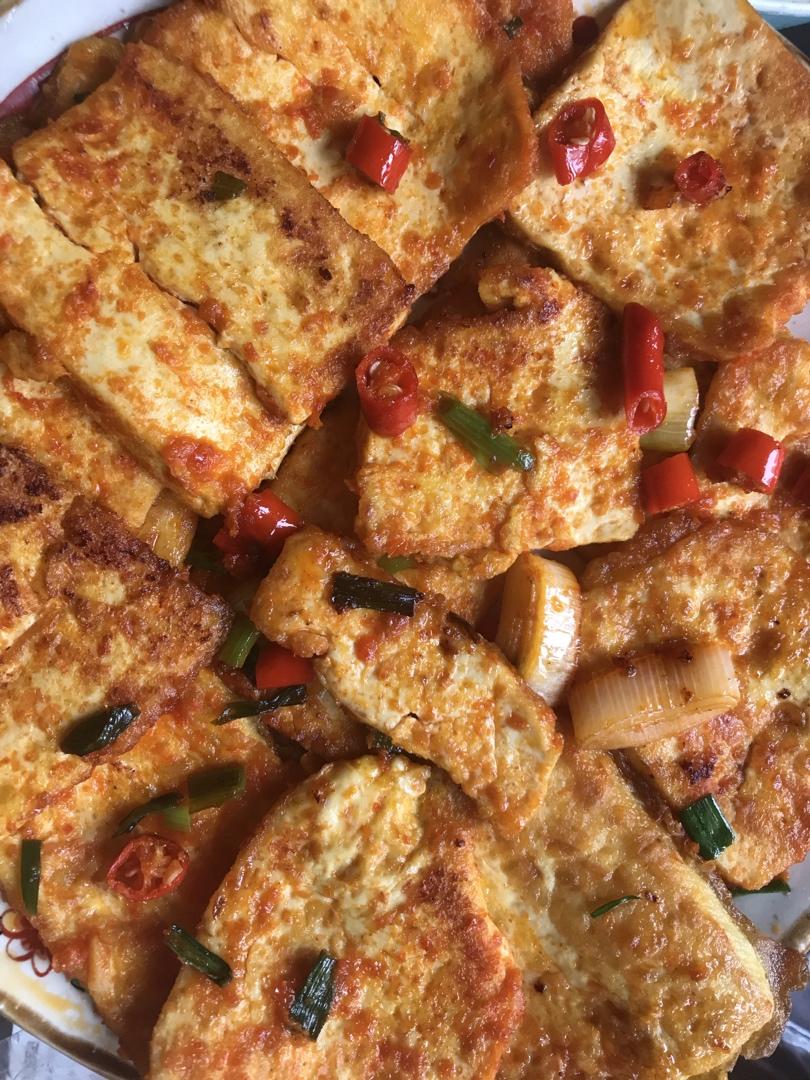 邓伦苏0220做的家庭版香煎铁板豆腐