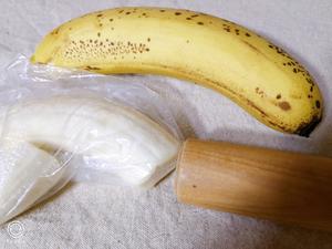 最最最简单                             最最最方便  最最最香浓的香蕉马芬蛋糕的做法 步骤2