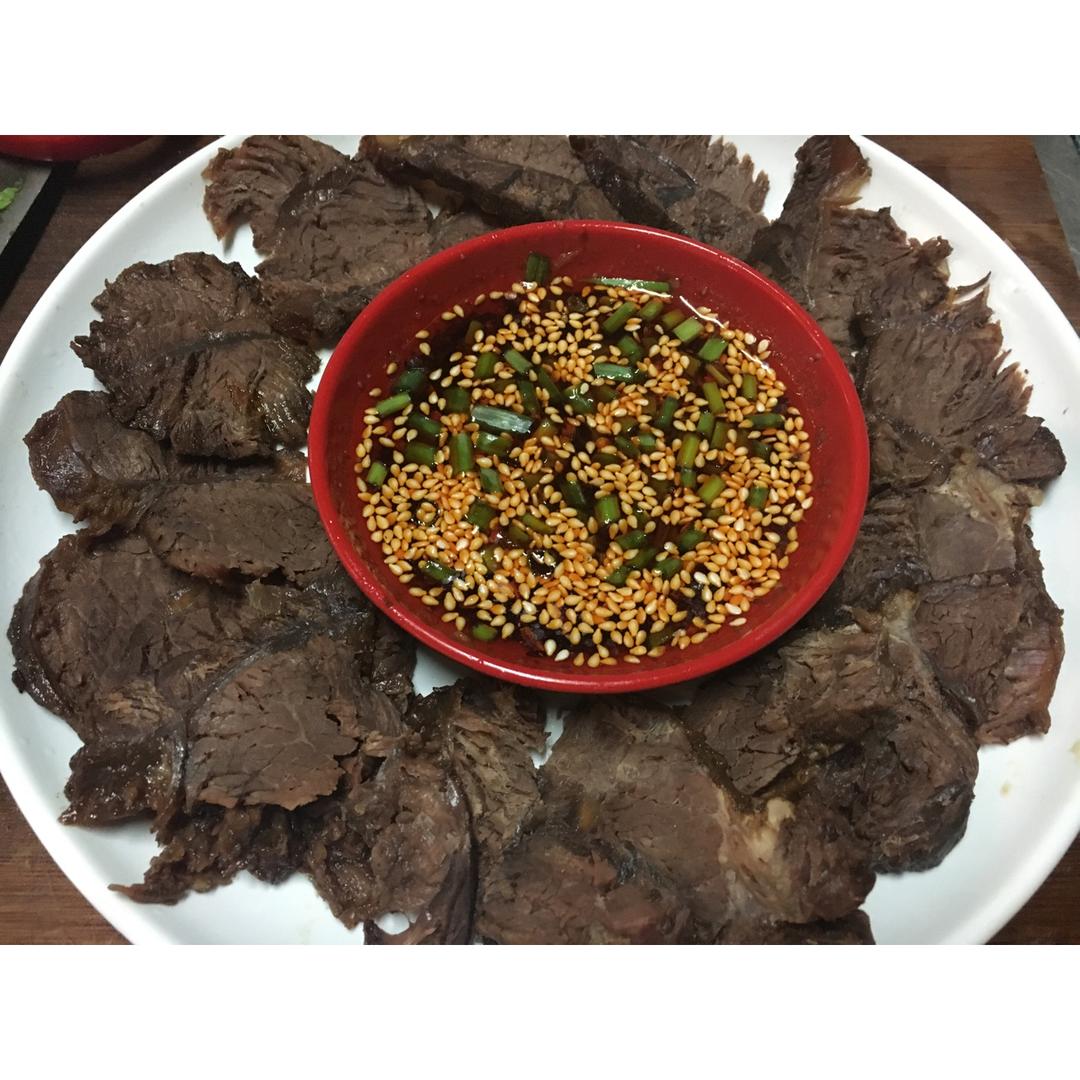 卤牛肉