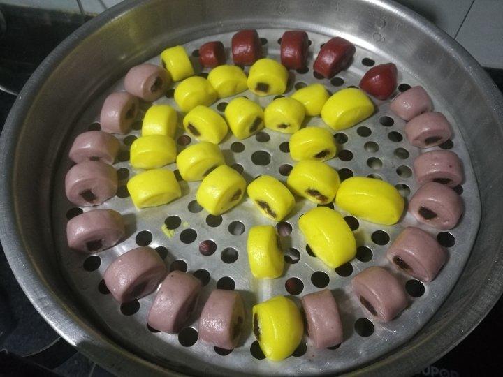 五彩奶香豆沙小馒头