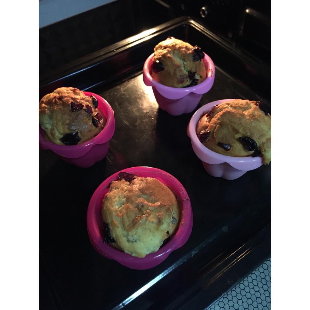 少女心的香蕉蔓越莓玛芬