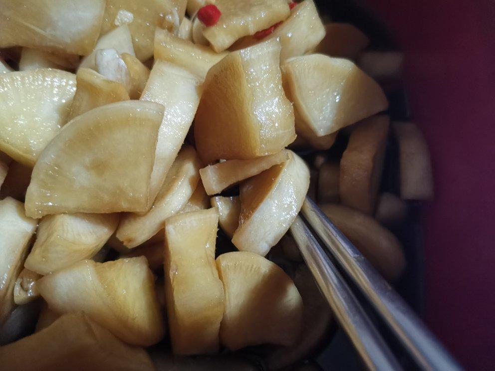 酱香酸辣萝卜条