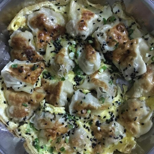 抱蛋煎饺