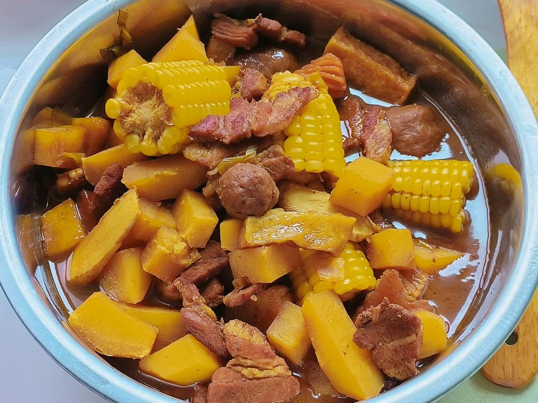 红烧肉炖土豆（丝毫不腻）