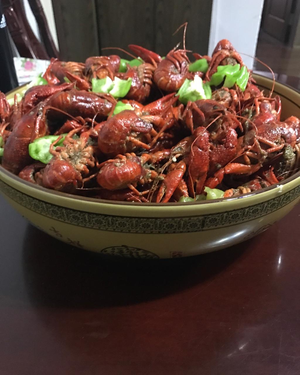 十三香龙虾