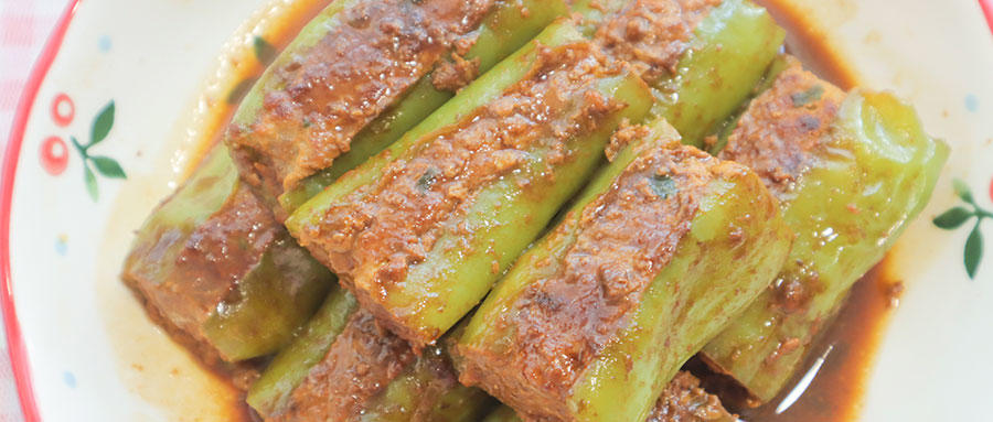 专治没胃口的「青椒酿肉」馅鲜肉酥，根本停不下筷子！的做法