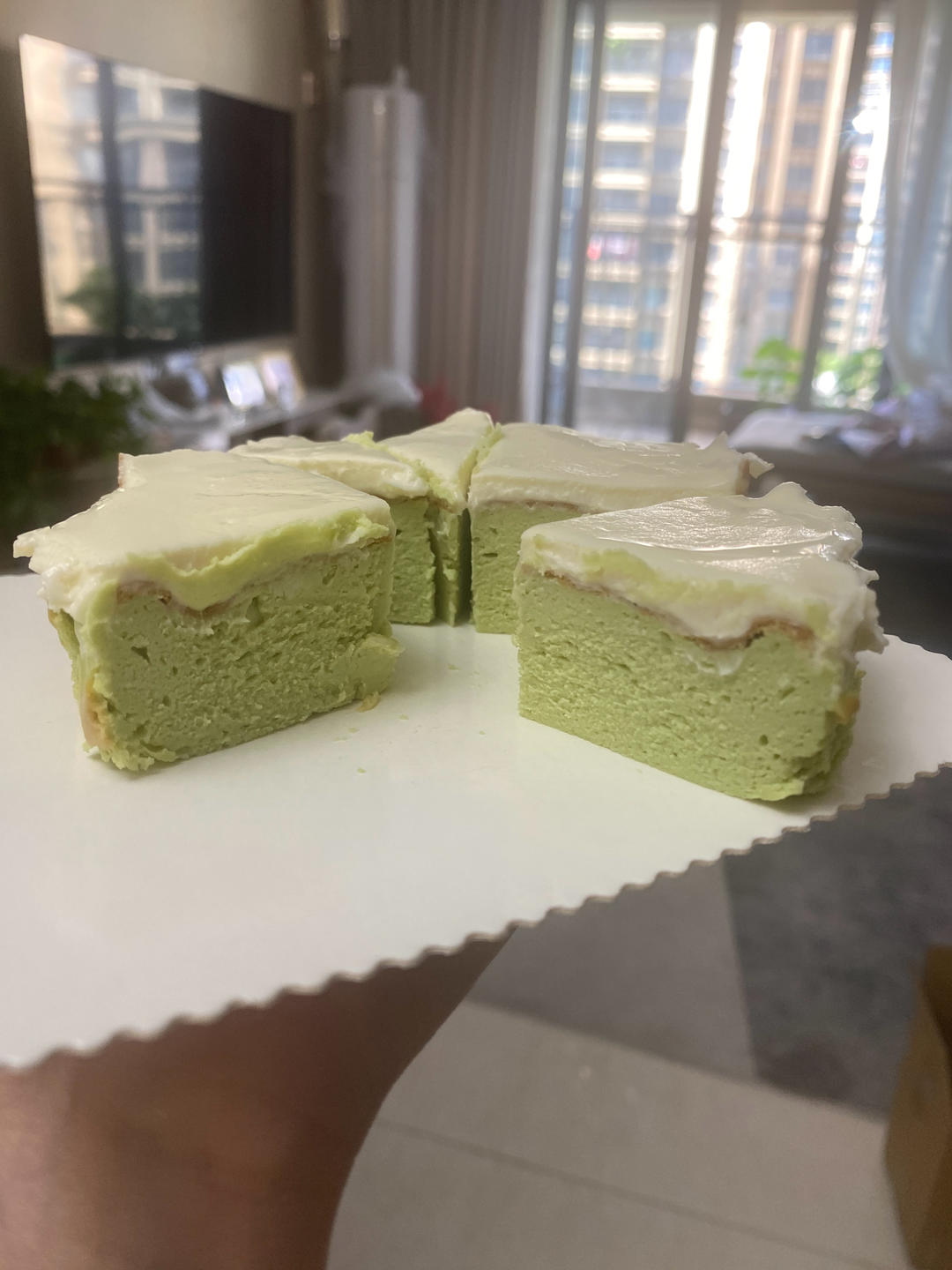 开心果巴斯克芝士蛋糕