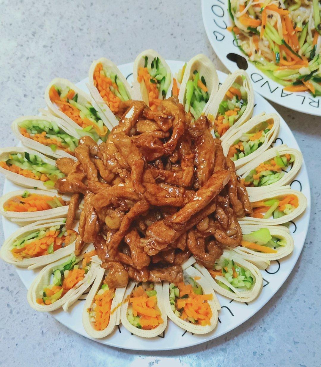 年夜饭&高颜值的【京酱肉丝千张蔬菜卷】