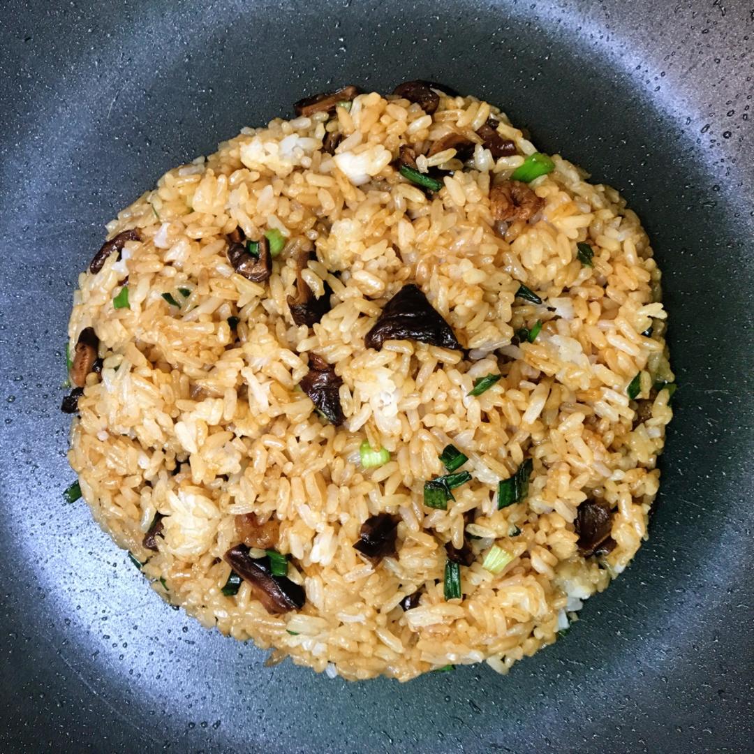 香菇油饭