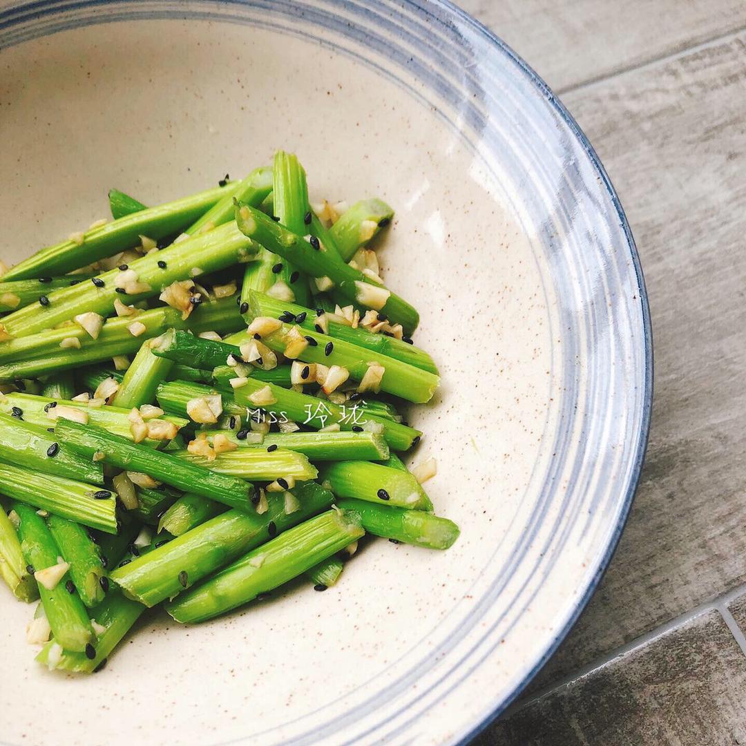 清炒芦笋